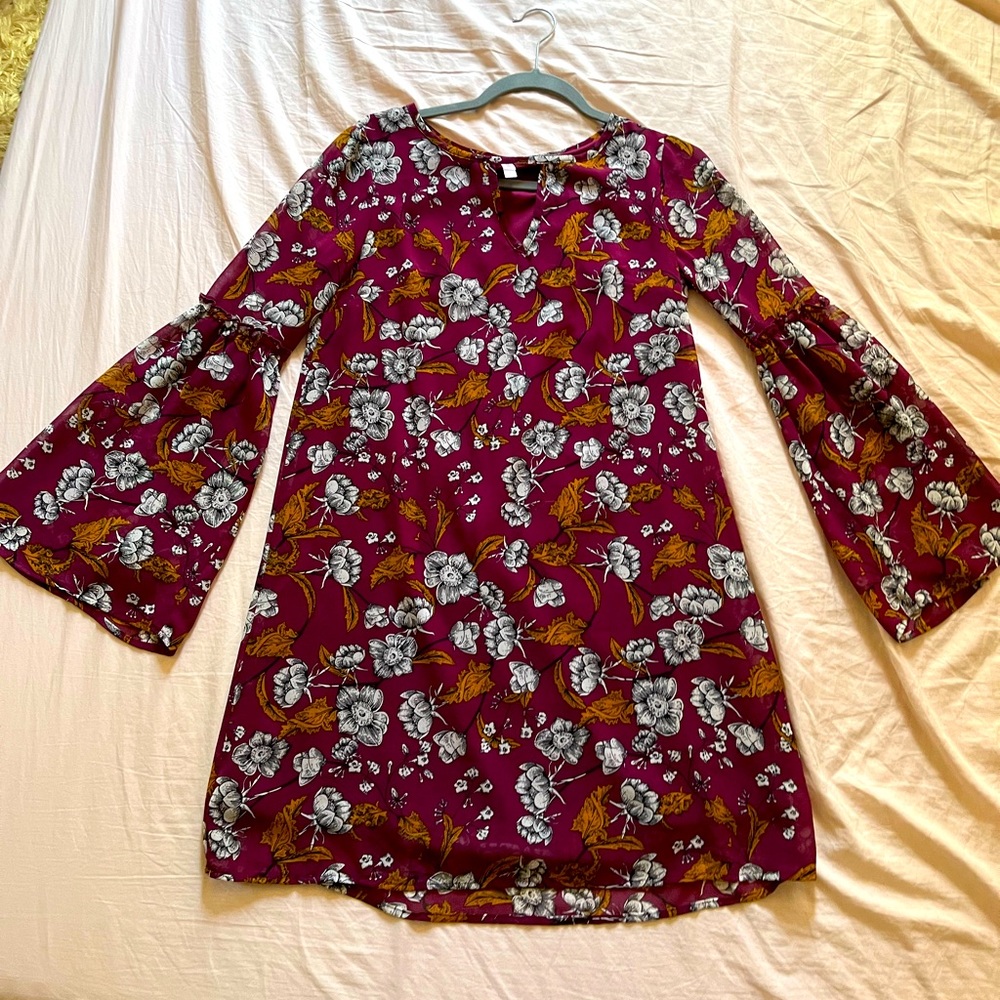 Bell sleeve burgundy dress